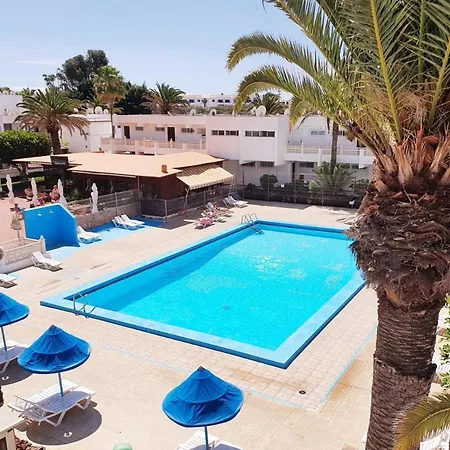 شقة Cozy In Residential With Pool